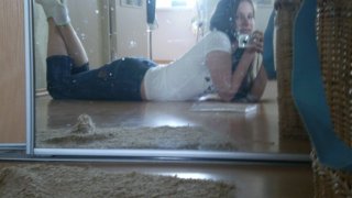 Corny-ellė  ;]~