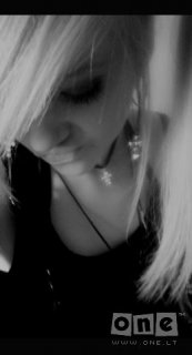 †Stupid  Blond†