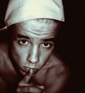-CandyBoy-  Хочу  падарок!  ;D