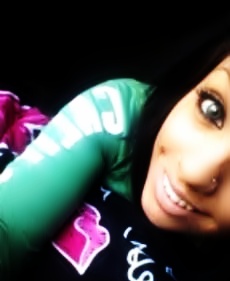 Izzy♥?Slm  y  frm;]]Laukiu;]] ]**