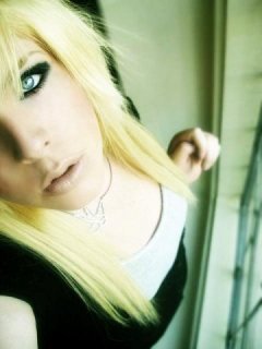 G  e  r  d  a  ;  ]]  *  need  LOVE<33