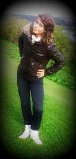 AUšrinė.  ;**