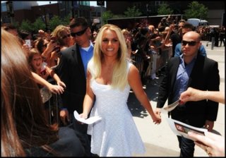 BritneySpears♥        FEMME  FATALE