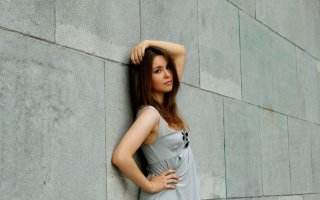 Maze:**  (ieskau  vaikino:**)