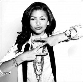 ZENDAYA  COLEMAN♥